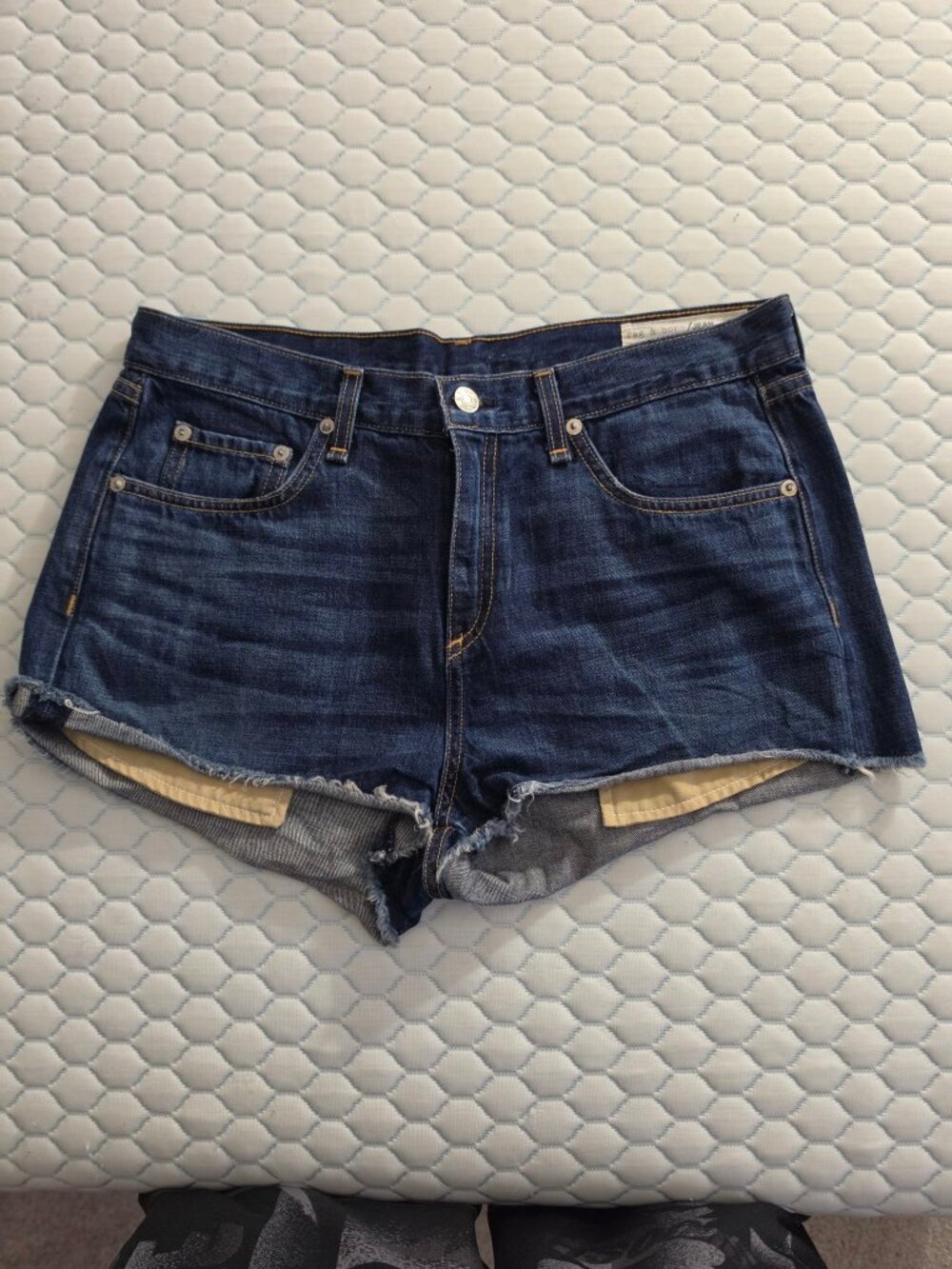 rag & bone JEAN Denim Cutoff Shorts Dark Wash Size 29